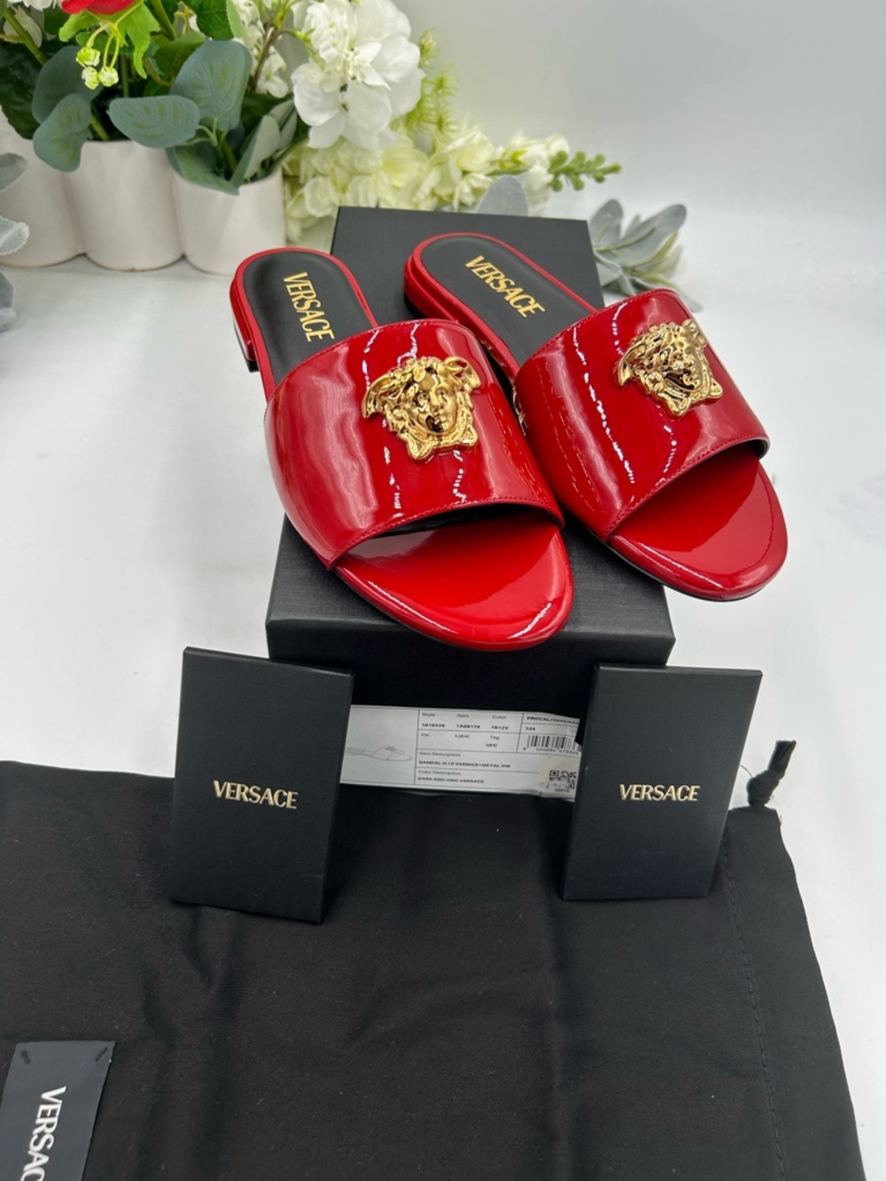 Women's Versace Medusa patent leather slide sandals size 36 made in Italy - Picture 10 of 10